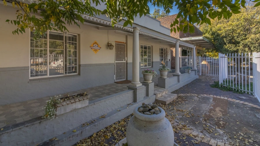 3 Bedroom Property for Sale in Kroonstad Central Free State